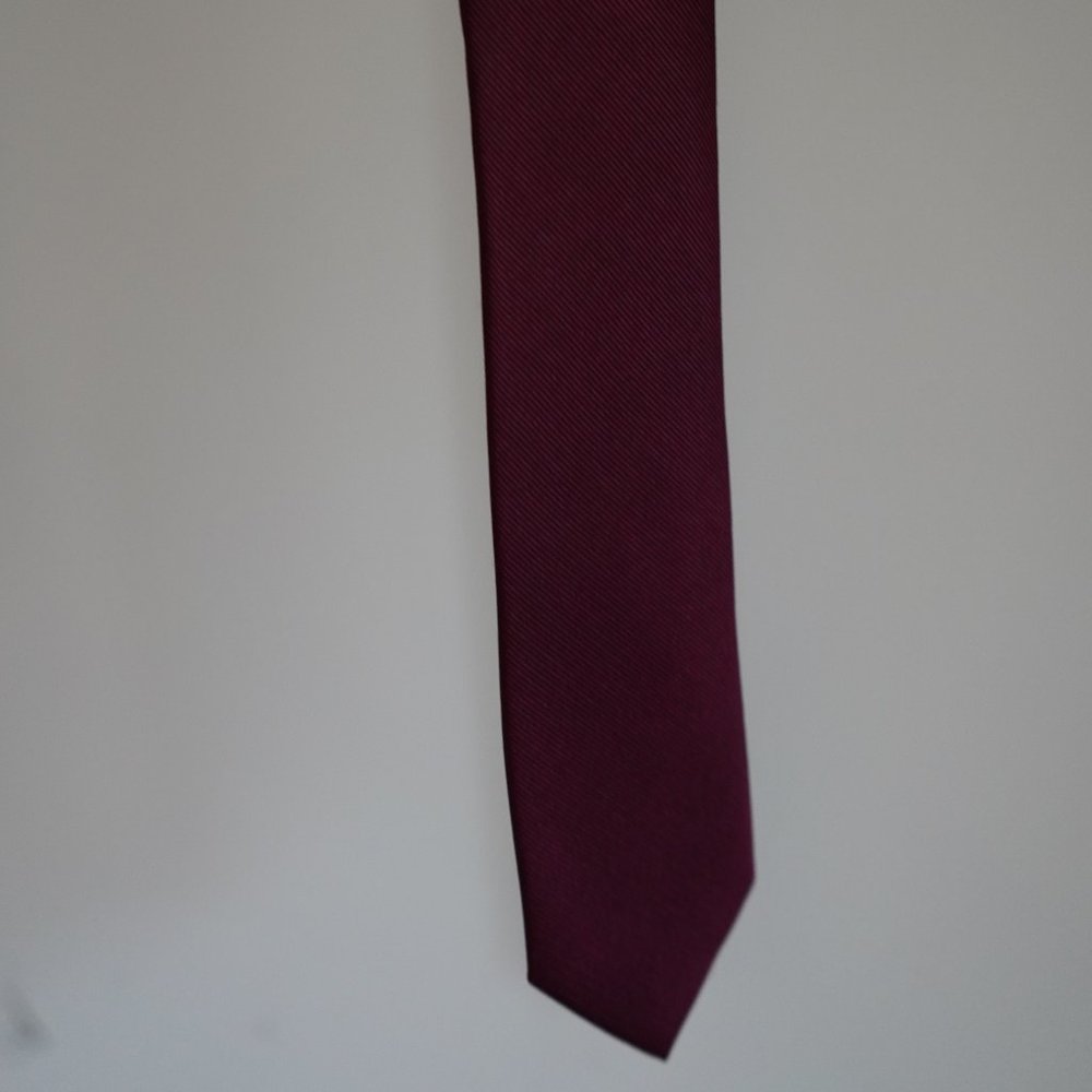The Tie Bar Grosgrain Solid Burgundy Tie